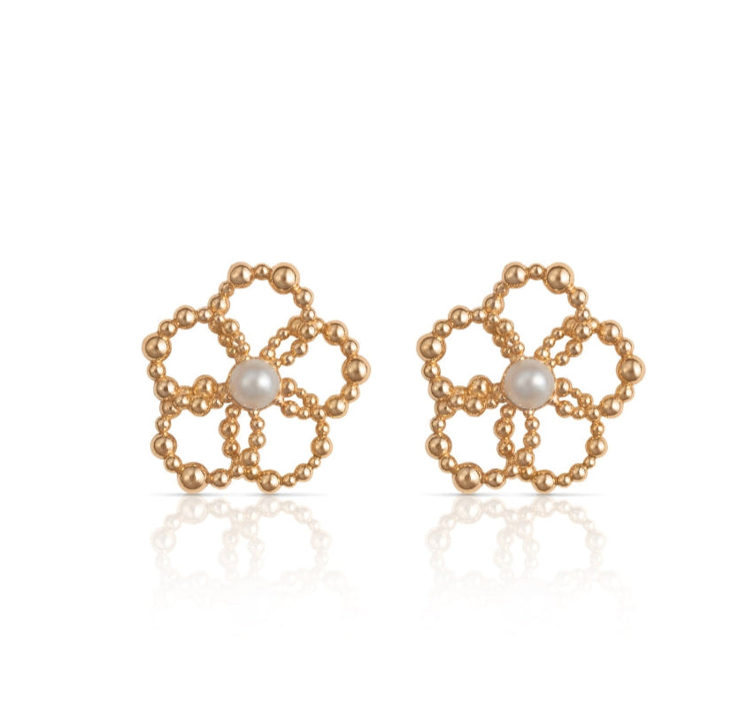 Delicate gemstone necklace