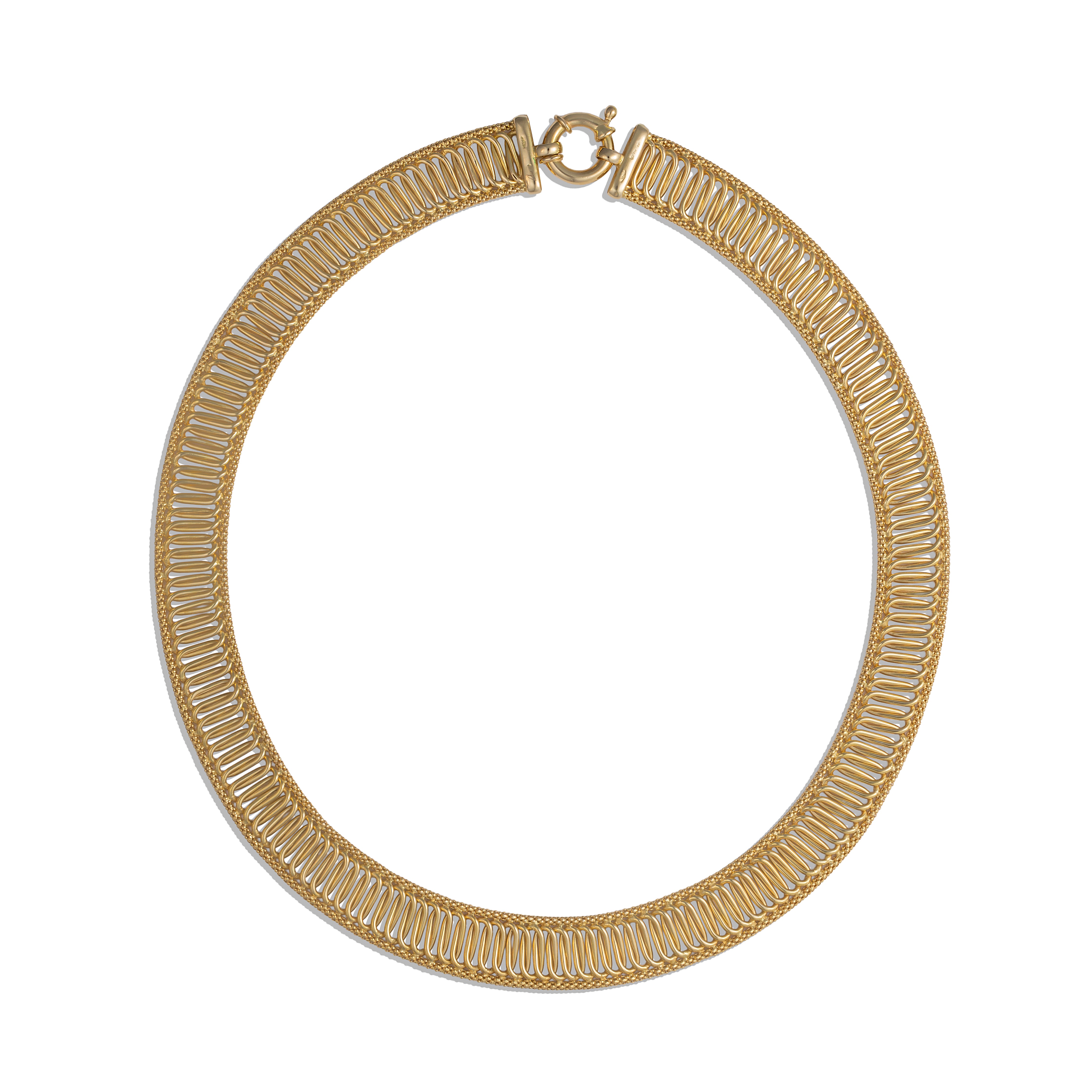 Curves Chain Necklace