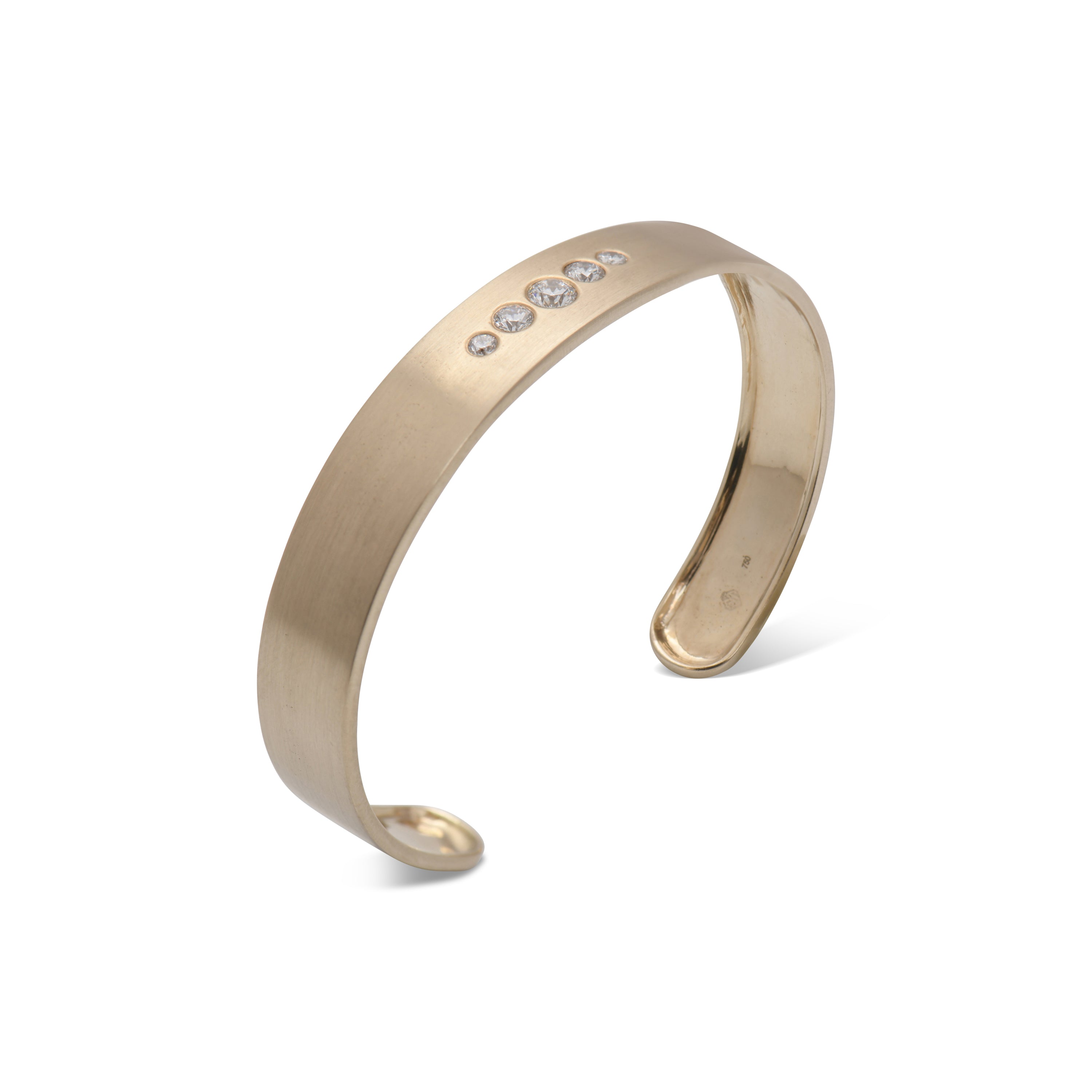 Luxury gold earrings