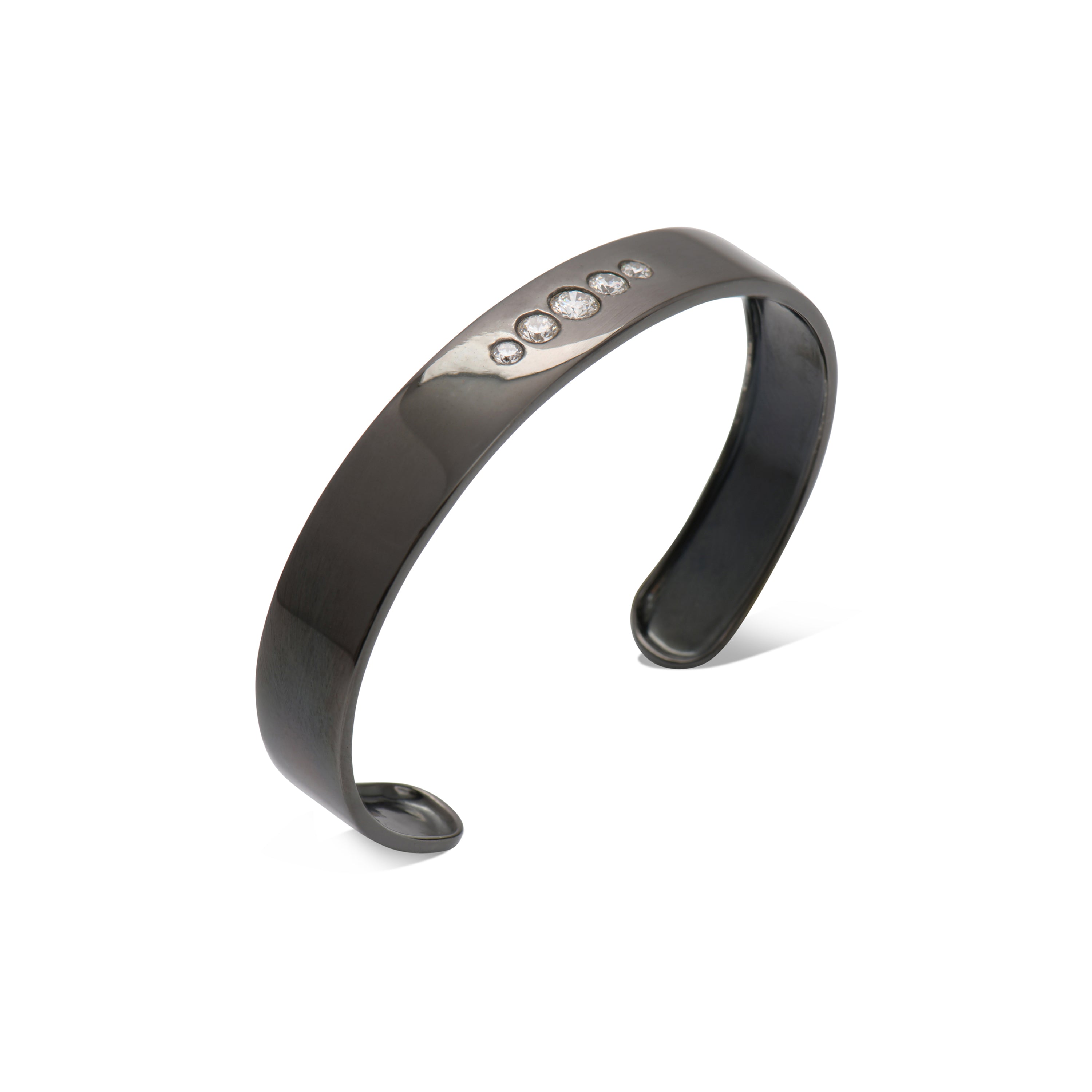 Elegant pearl necklace