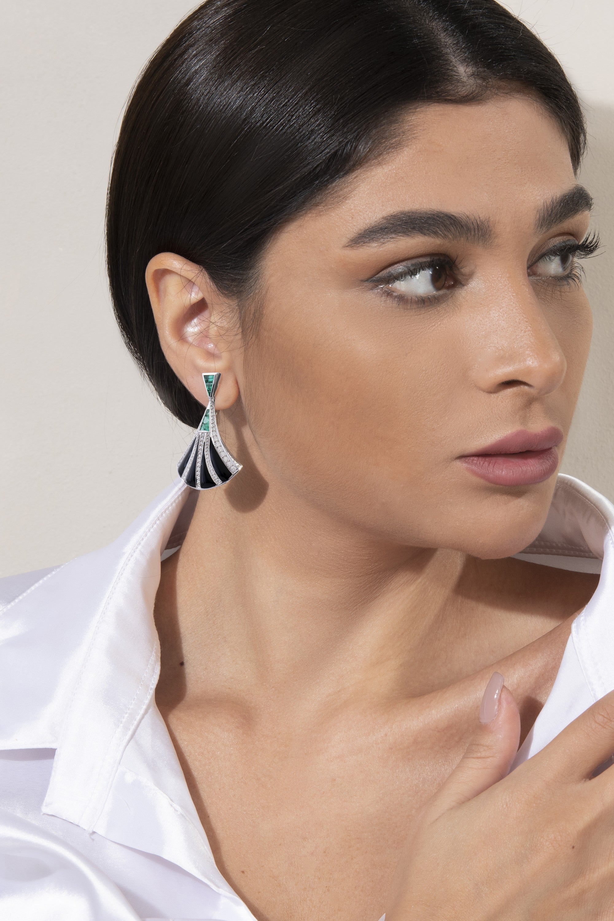 Art Deco gemstone ring